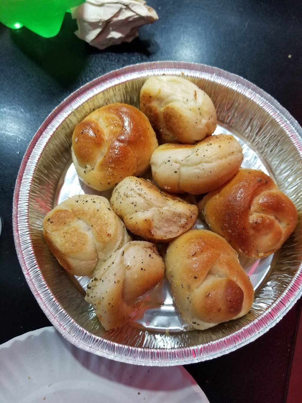 Gittos Pizza | restaurant | 120 S Orange Ave, Orlando, FL 32801, USA | 4072038889 OR +1 407-203-8889