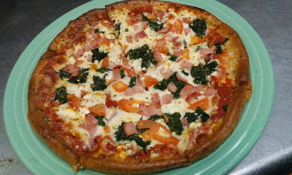 Holiday Pizza | restaurant | 406 Fair Rd #10, Statesboro, GA 30458, USA | 9127647669 OR +1 912-764-7669