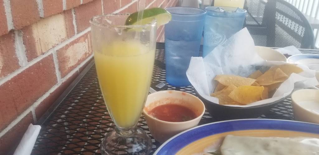 El Caporal Petersburg | restaurant | 23210 Airport St, Petersburg, VA 23803, USA | 8047221163 OR +1 804-722-1163