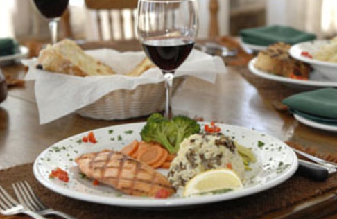 Mon Village | restaurant | 2760 Côte Saint-Charles, Saint-Lazare, QC J7T 2H8, Canada | 4504585331 OR +1 450-458-5331