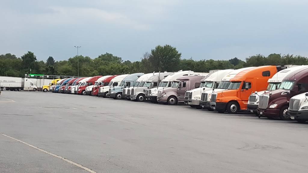 Flying J Travel Center | restaurant | 1501 Harrisburg Pike, Carlisle, PA 17015, USA | 7172436659 OR +1 717-243-6659