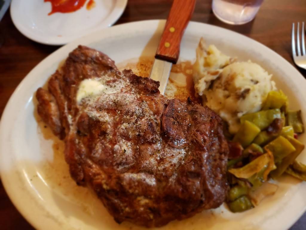 Empresario Restaurant | restaurant | 141 S Courthouse Square, Goliad, TX 77963, USA | 3616452347 OR +1 361-645-2347