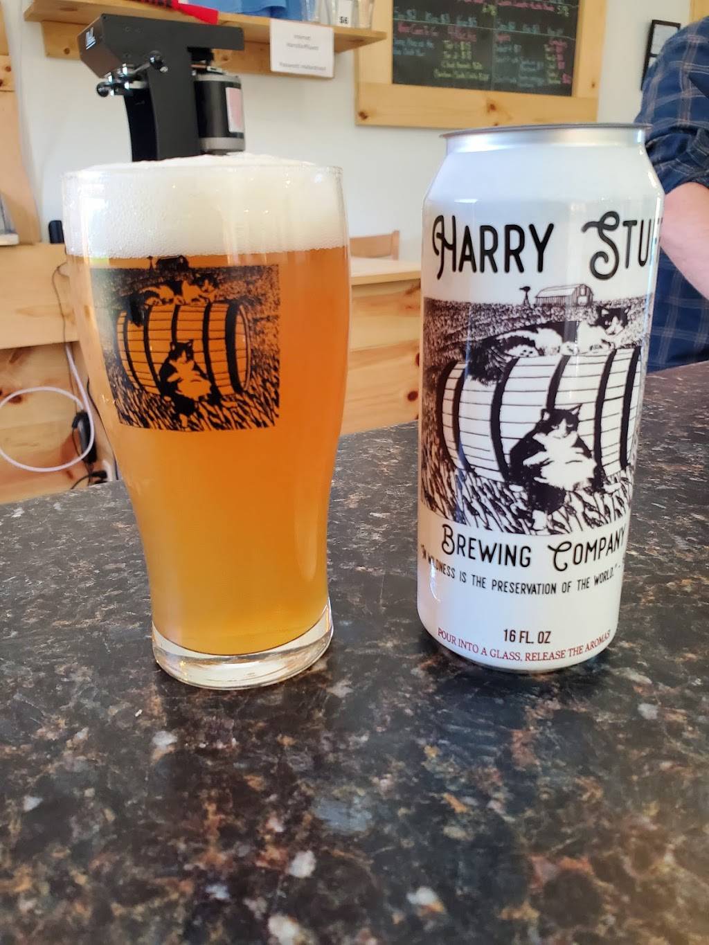 Harry Stuff Brewing company | restaurant | 4319 US-6, Wawaka, IN 46794, USA | 2603509137 OR +1 260-350-9137
