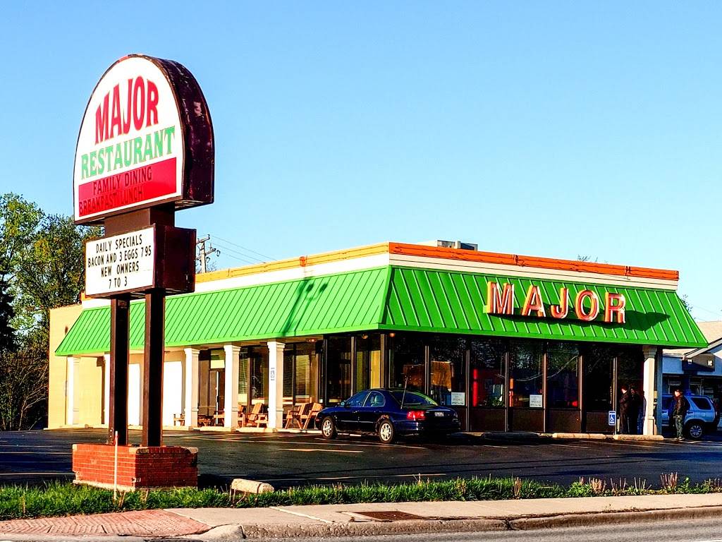 Majors Restaurant | restaurant | 301 West Ogden Avenue, Westmont, IL 60559, USA | 6309681144 OR +1 630-968-1144