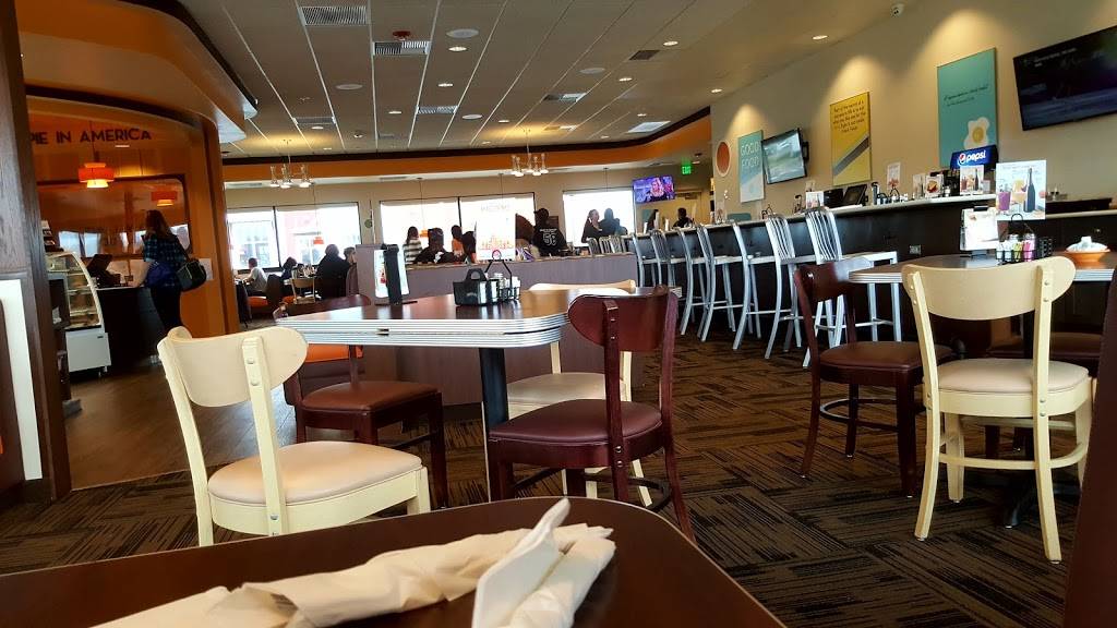 Village Inn | restaurant | 6116 College Dr, Suffolk, VA 23435, USA | 7574840700 OR +1 757-484-0700