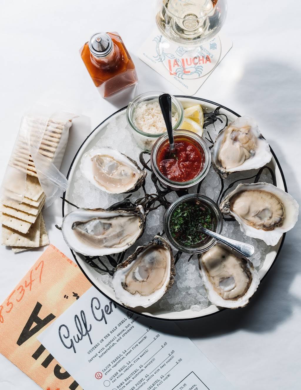 La Lucha | restaurant | 1801 N Shepherd Dr #A, Houston, TX 77008, USA | 7139554765 OR +1 713-955-4765