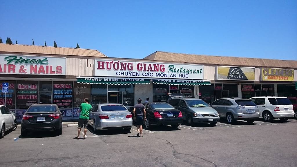 Huong Giang Restaurant | restaurant | 14564 Brookhurst St, Westminster, CA 92683, USA | 7145314930 OR +1 714-531-4930