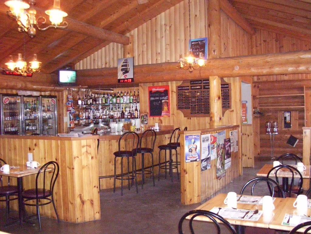Club des Montagnards | restaurant | 388 Route du Moulin, Saint-Sylvestre, QC G0S 3C0, Canada | 4185962010 OR +1 418-596-2010