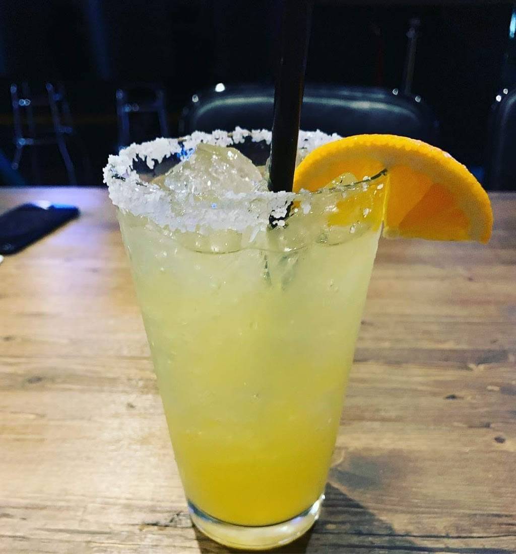 Astoria Blvd Bistro & Bar | meal takeaway | 217 E Grand Ave, Ponca City, OK 74601, USA | 5807189463 OR +1 580-718-9463