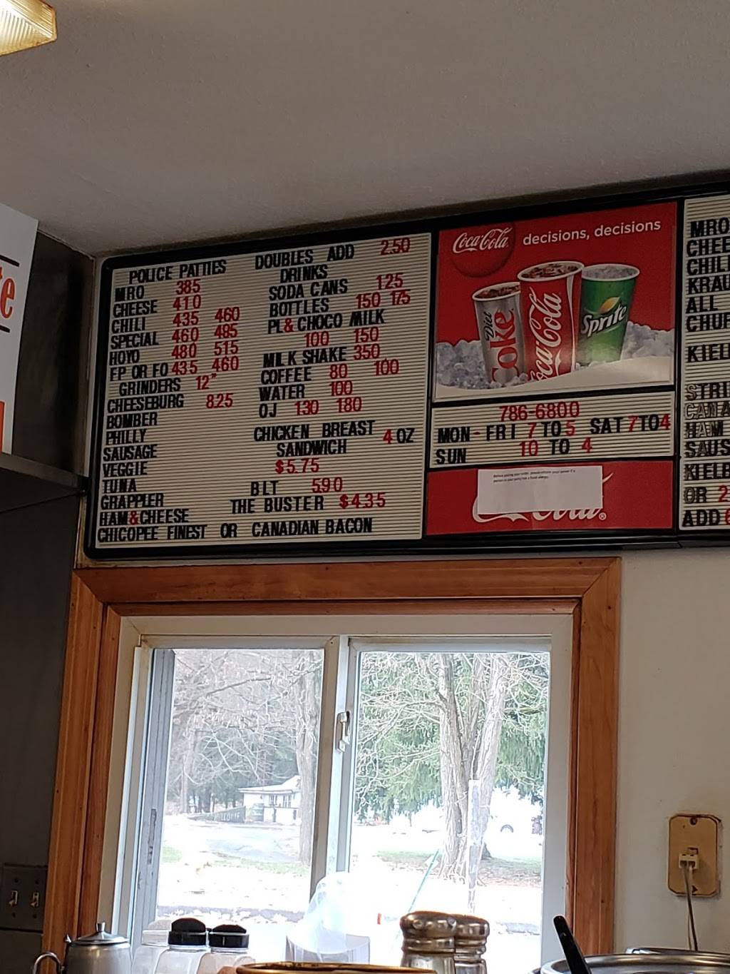 911 Burgers & Dogs | restaurant | 1157 N Westfield St, Feeding Hills, MA 01030, USA | 4137866800 OR +1 413-786-6800