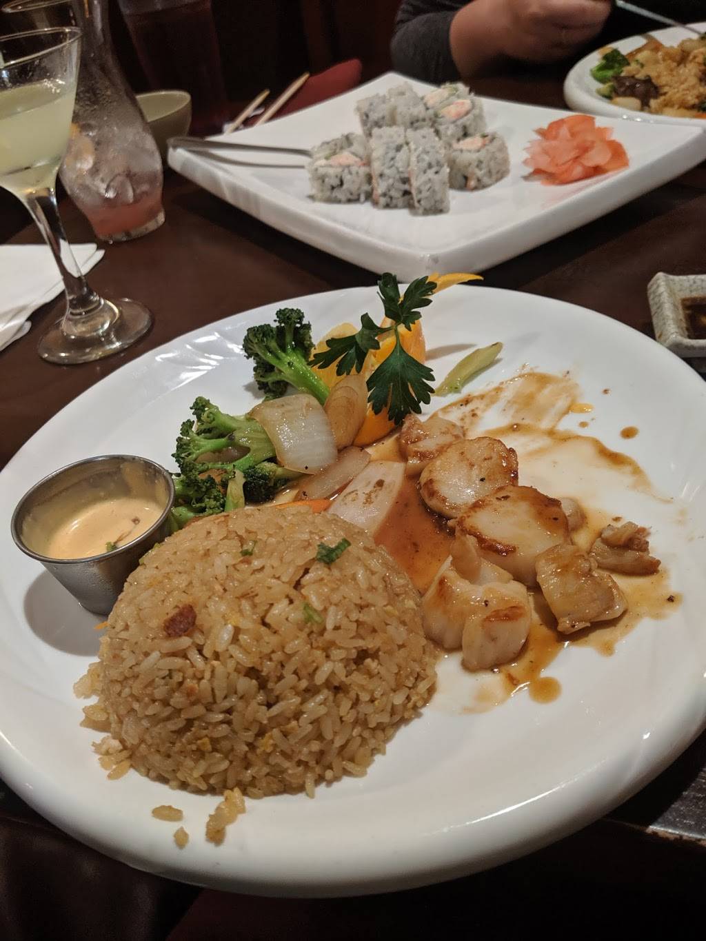 Fuji Japanese Steakhouse | restaurant | 4292 Prospect Dr, Decatur, IL 62526, USA | 2178720600 OR +1 217-872-0600