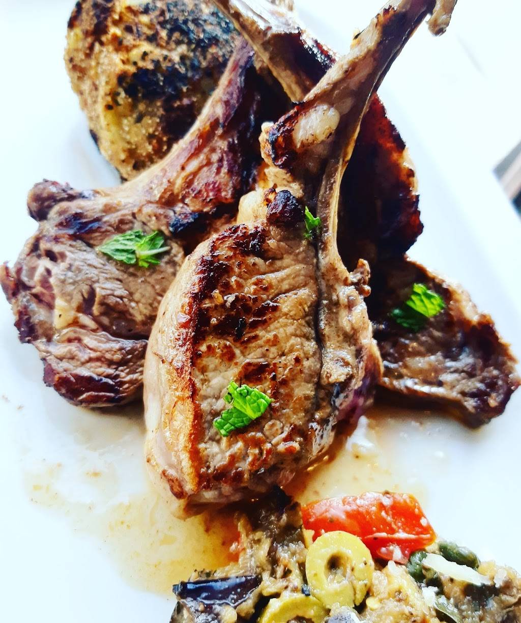 Clandestino Wine Bar | restaurant | 1592 Queen St W, Toronto, ON M6R 1A8, Canada | 4167922494 OR +1 416-792-2494