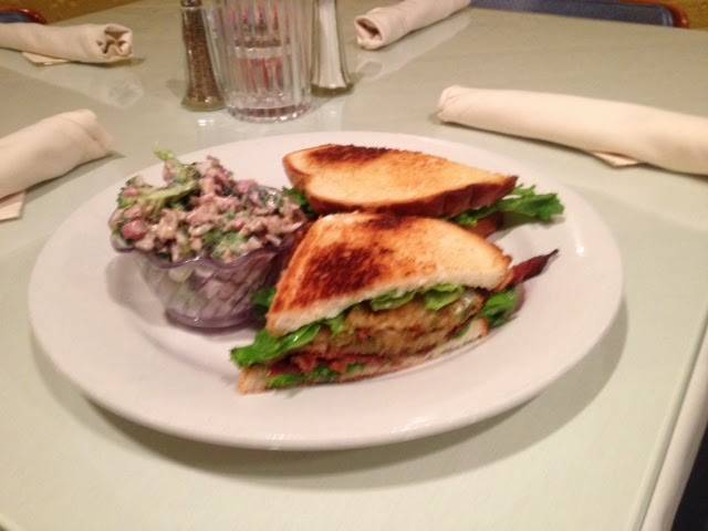 Cobblestone | restaurant | 160 S Main St, Zionsville, IN 46077, USA | 3178734745 OR +1 317-873-4745