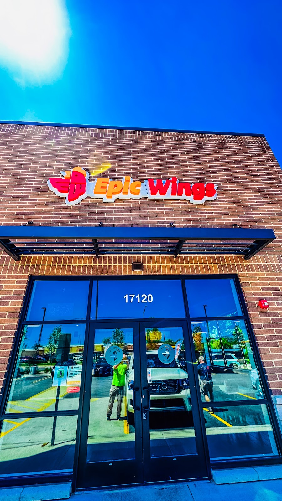 Epic Wings | restaurant | 17120 S Harlem Ave Suite C, Tinley Park, IL 60477, USA | 7087783824 OR +1 708-778-3824