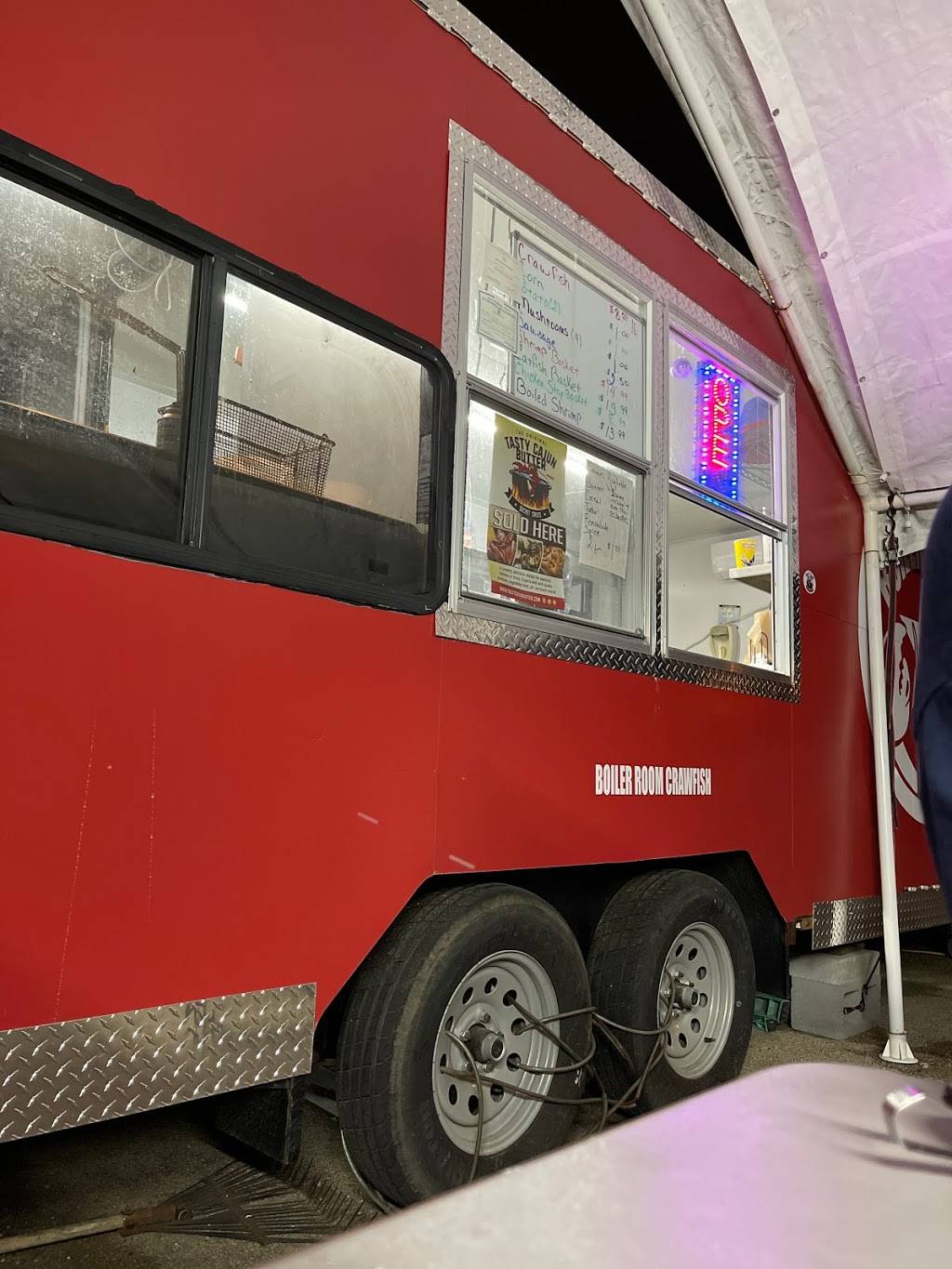 Boiler Room Crawfish | restaurant | 110 Farm to Market Rd 1488, Conroe, TX 77384, USA | 9364469188 OR +1 936-446-9188