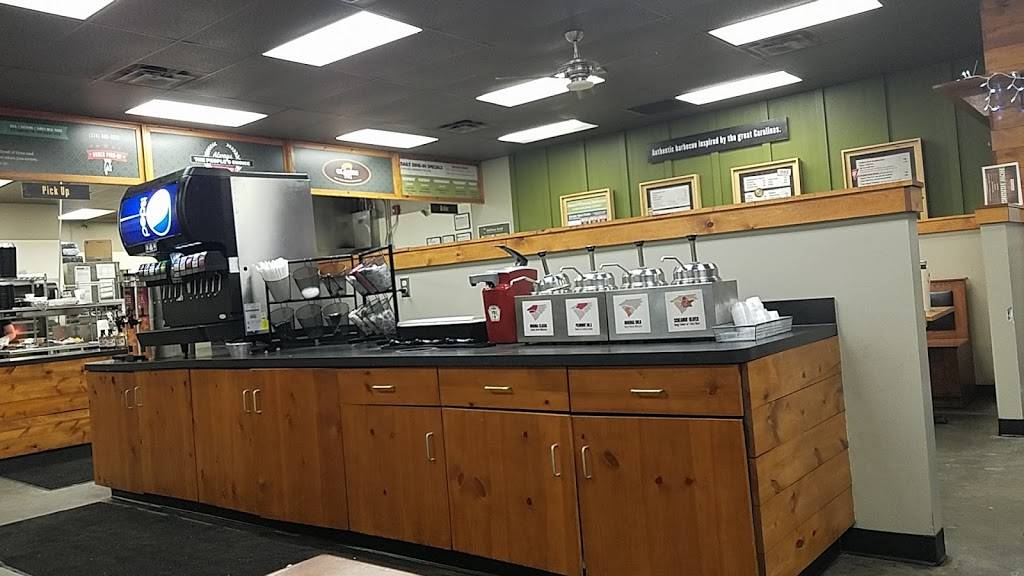 Old Carolina Barbecue Company | restaurant | 620 Ridgewood Crossing Rd, Fairlawn, OH 44333, USA | 3306654222 OR +1 330-665-4222