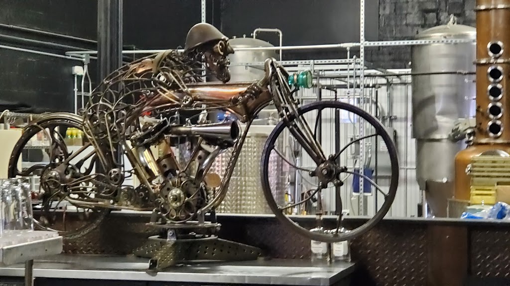 Gull Lake Distilling Company | restaurant | 92 - 100 E Michigan Ave, Galesburg, MI 49053, USA | 2692005329 OR +1 269-200-5329