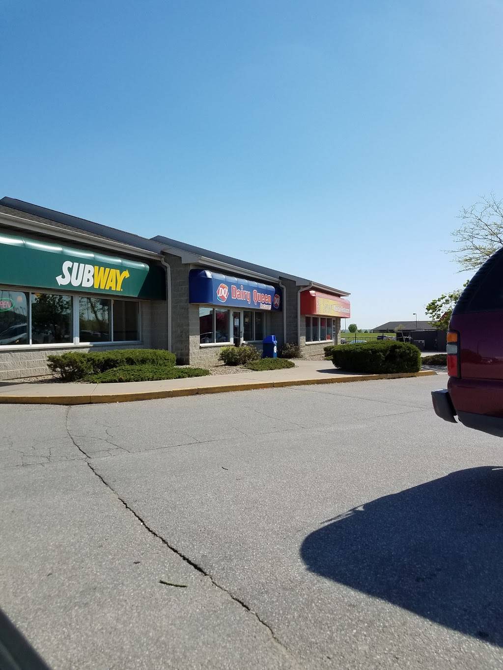 Dairy Queen | restaurant | 100 US-30, Mt Vernon, IA 52314, USA | 3198959563 OR +1 319-895-9563