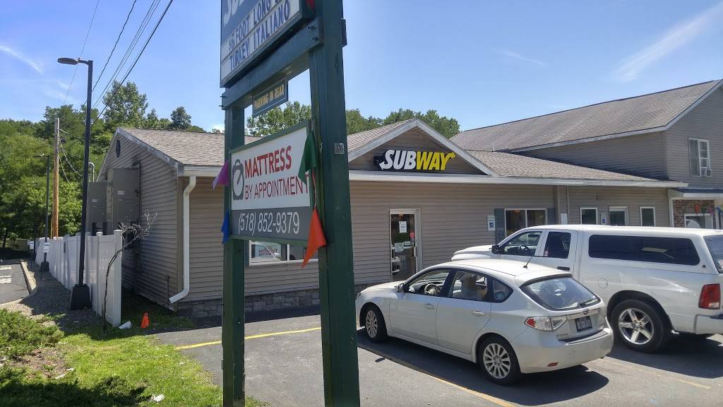 Subway | restaurant | 2500 Rte 9W, Ravena, NY 12143, USA | 5187561333 OR +1 518-756-1333