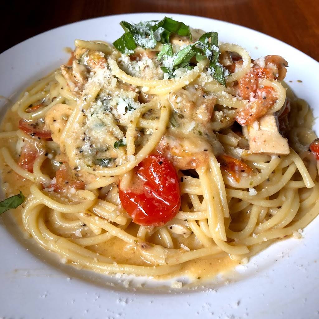 via Marina Wood Fired Pizza & Italian Cafe | restaurant | 22636 Marine View Dr S, Des Moines, WA 98198, USA | 2065922659 OR +1 206-592-2659