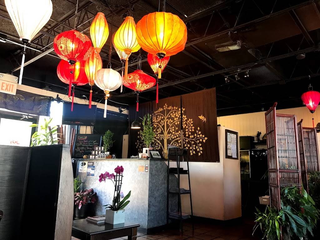 Joy Noodles and Asian Cuisine | restaurant | 2200 S Dixie Hwy, West Palm Beach, FL 33401, USA | 5616555212 OR +1 561-655-5212