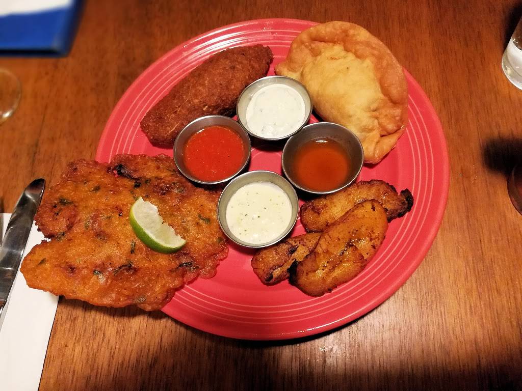 La Isla | restaurant | 7430 164th Ave NE B103, Redmond, WA 98052, USA | 4252859538 OR +1 425-285-9538