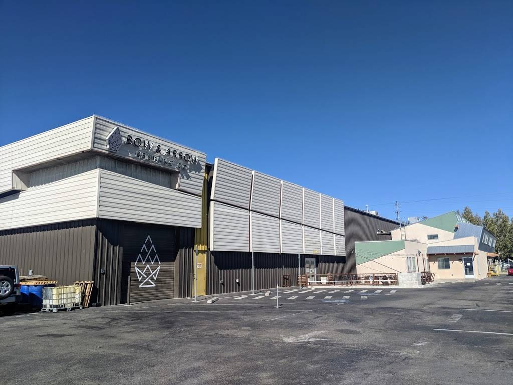 Bow & Arrow Brewing Co. | restaurant | 608 McKnight Ave NW, Albuquerque, NM 87102, USA | 5052479800 OR +1 505-247-9800