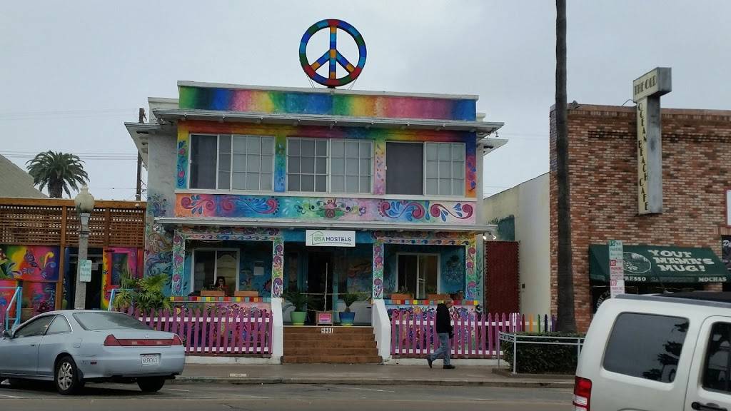 Wonderland Ocean Pub | restaurant | 5083 Santa Monica Ave, San Diego, CA 92107, USA | 6192553358 OR +1 619-255-3358