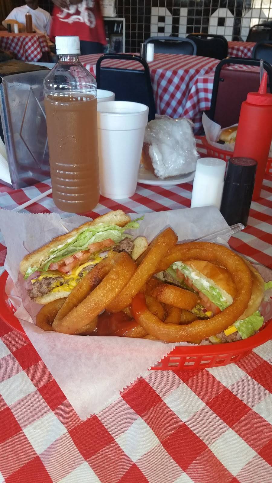 Blackjack Pizza | restaurant | 2536 Martin Luther King Jr Blvd, Dallas, TX 75215, USA | 2145651025 OR +1 214-565-1025