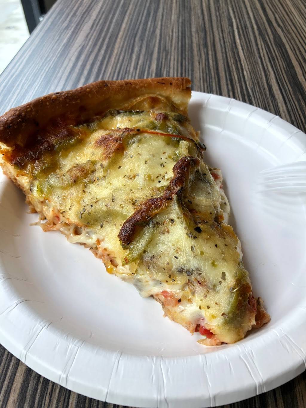 Art of Pizza on State Street | restaurant | 727 S State St, Chicago, IL 60605, USA | 3128775335 OR +1 312-877-5335