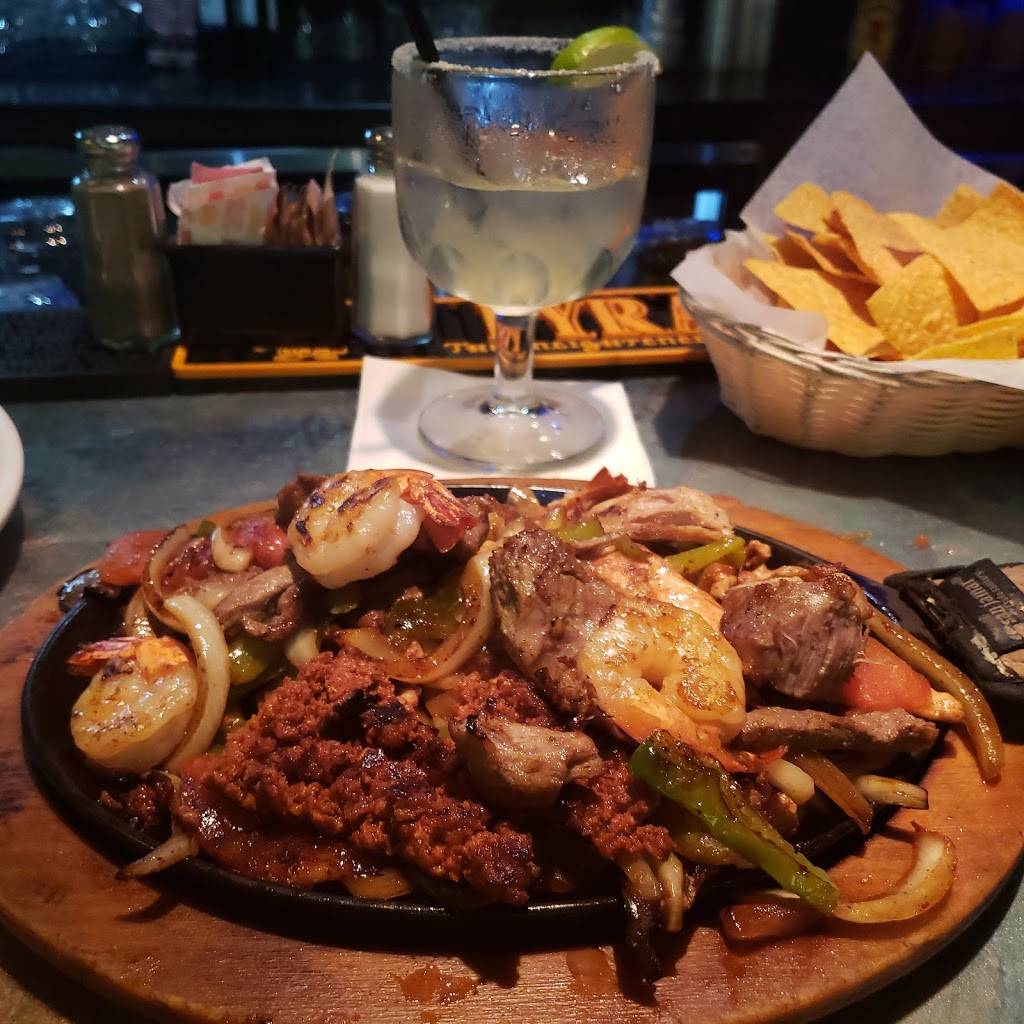 La Parrilla Fresh Mexican Bar & Grill | restaurant | 2615 Elm Hill Pike, Nashville, TN 37214, USA | 6156455832 OR +1 615-645-5832