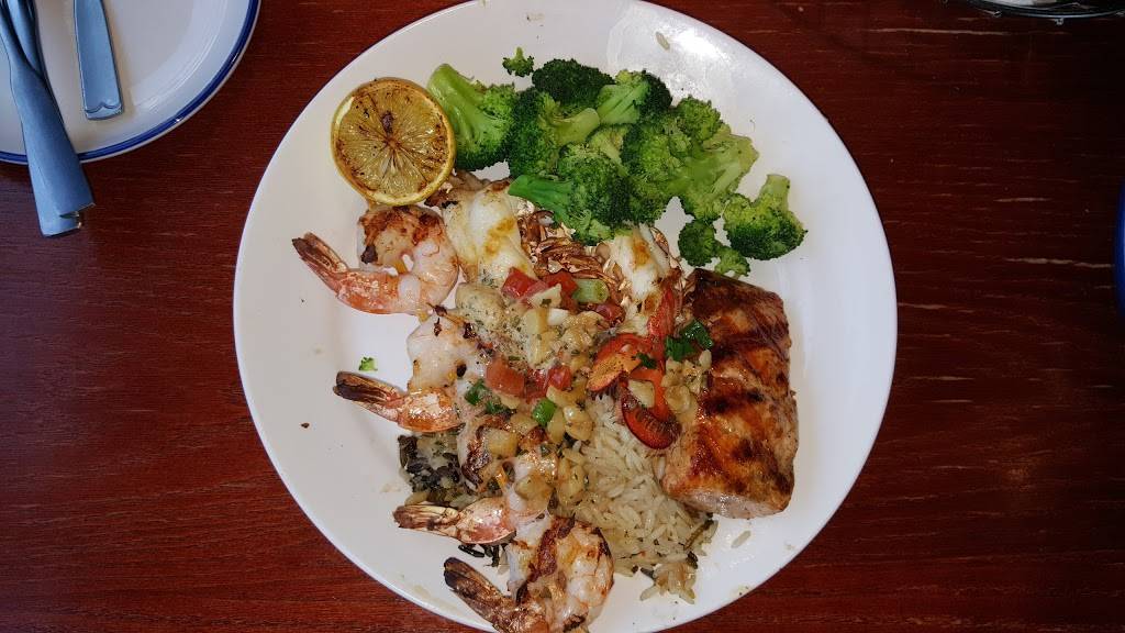 Red Lobster | restaurant | 3 Restaurant Park Dr S, Owings Mills, MD 21117, USA | 4109028420 OR +1 410-902-8420