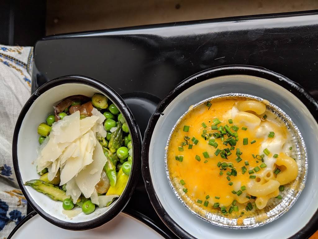 Kennys | restaurant | 1251 Market St, Chattanooga, TN 37402, USA | 4234985888 OR +1 423-498-5888