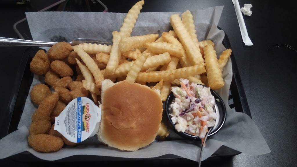 Chucks Deli | restaurant | 836 Unaka St, Harriman, TN 37748, USA | 8658825140 OR +1 865-882-5140