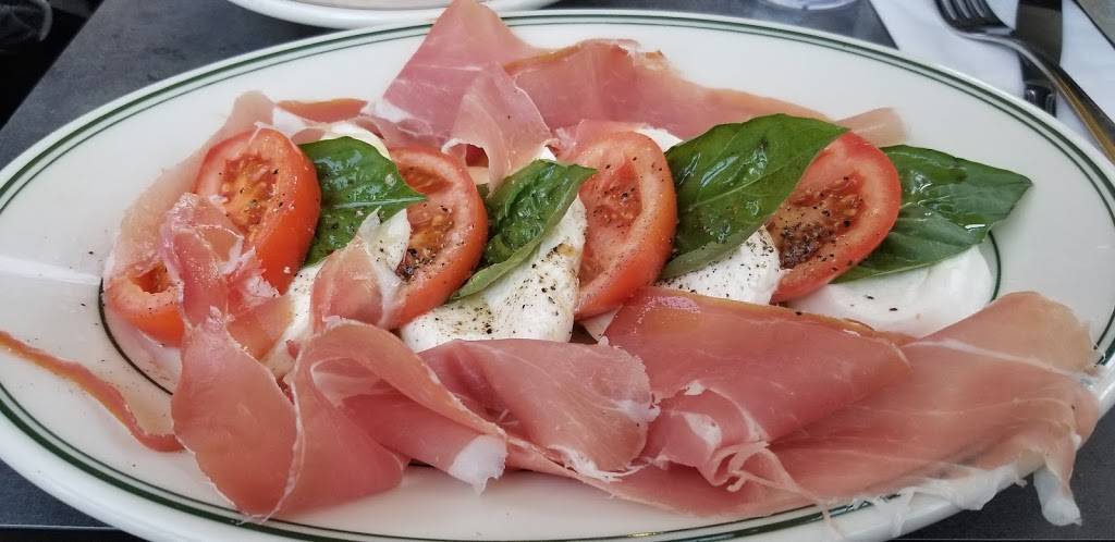 Mandolas Italian Kitchen | restaurant | 12100 W Parmer Ln ste 200, Cedar Park, TX 78613, USA | 5128791450 OR +1 512-879-1450