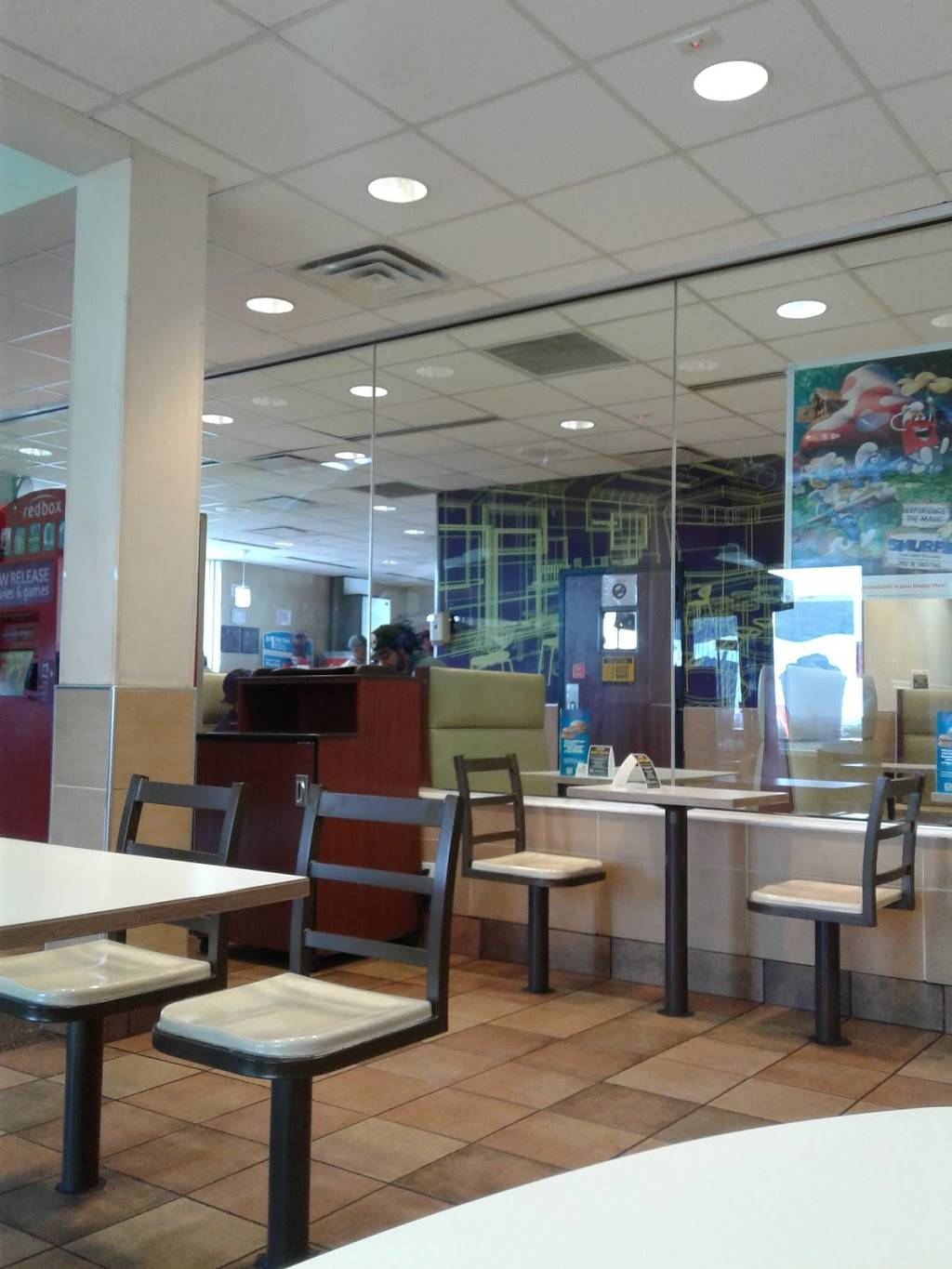 McDonalds | cafe | 4545 Woodrow Bean, El Paso, TX 79924, USA | 9157579107 OR +1 915-757-9107