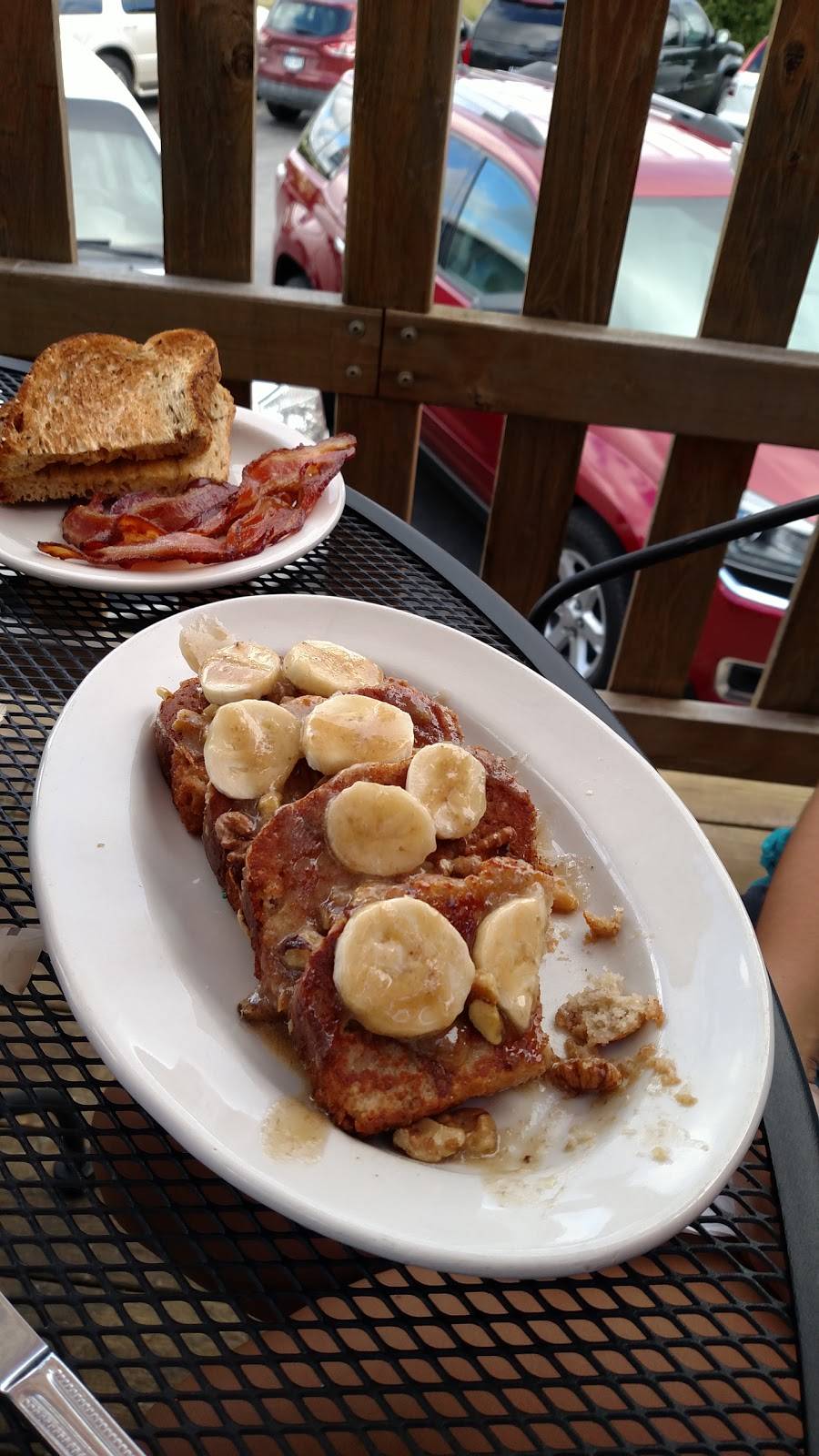 The Original Flap Jack Shack | restaurant | 3980 US-31, Traverse City, MI 49684, USA | 2319411890 OR +1 231-941-1890