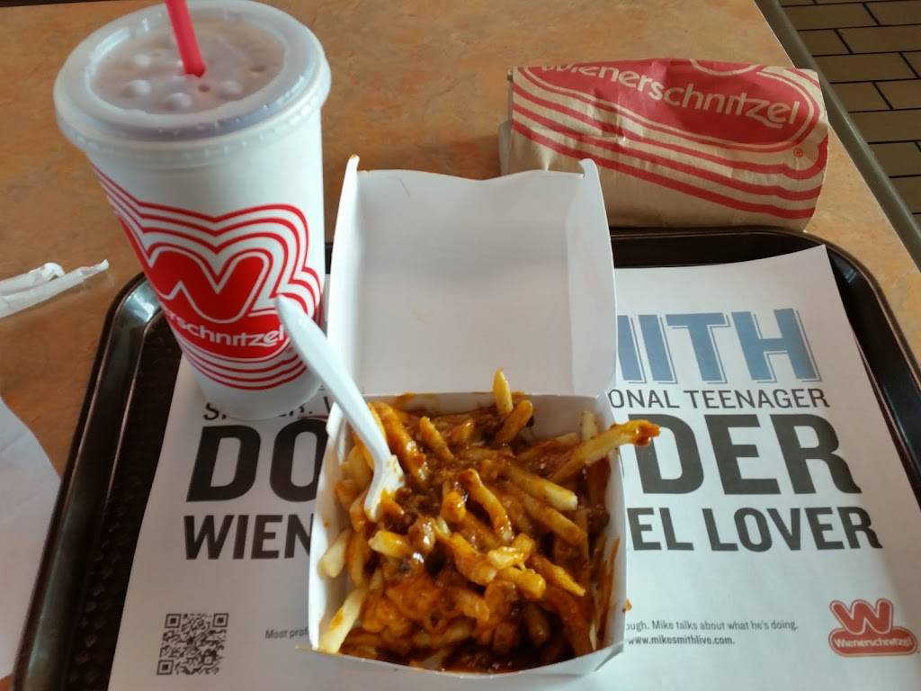 Wienerschnitzel | restaurant | 1120 N Market St, Redding, CA 96001, USA | 5302414960 OR +1 530-241-4960