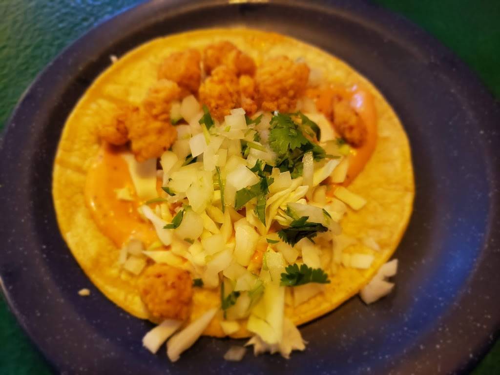 A Js Famous Seafood & PO Boys | restaurant | 2100 Roswell Rd # 2148, Marietta, GA 30062, USA | 6789990767 OR +1 678-999-0767