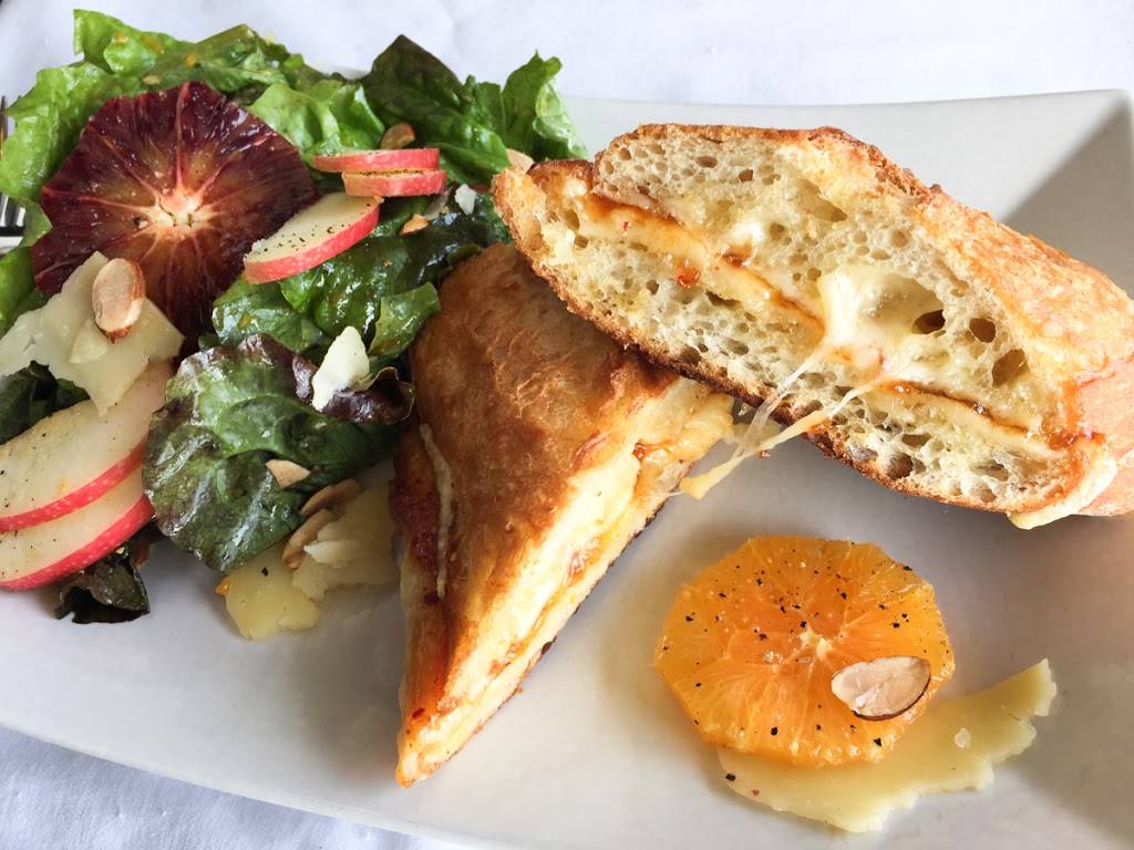 Frog Hollow Farm-To-Table Cafe | cafe | San Francisco Bay Trail #46, San Francisco, CA 94111, USA | 4154450990 OR +1 415-445-0990