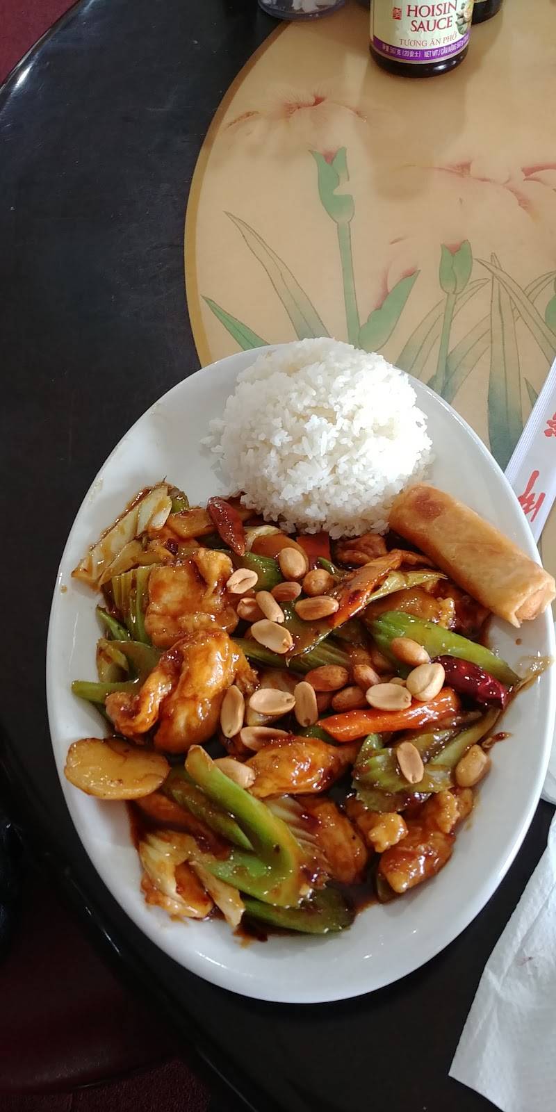 Golden Phoenix seafood & Pho Restaurant | restaurant | 9323 Perrin Beitel Rd #101, San Antonio, TX 78217, USA | 2105490632 OR +1 210-549-0632