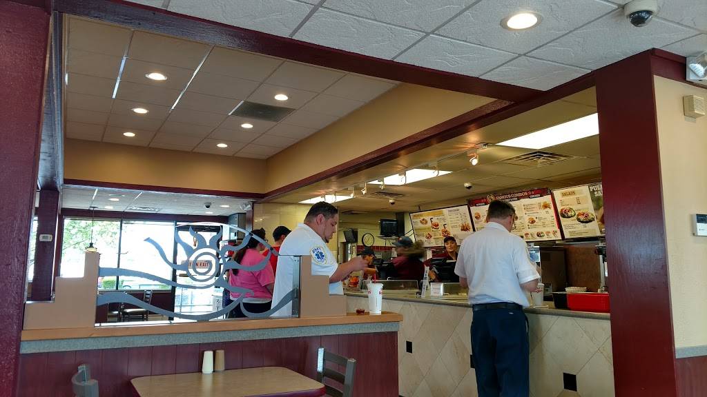 Roy Rogers | restaurant | 120 Atlantic City Blvd, Pine Beach, NJ 08741, USA | 7325058802 OR +1 732-505-8802