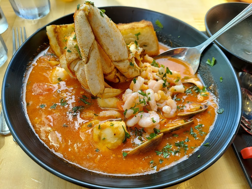 Local Ocean Seafoods | restaurant | 213 SE Bay Blvd., Newport, OR 97365, USA | 5415747959 OR +1 541-574-7959