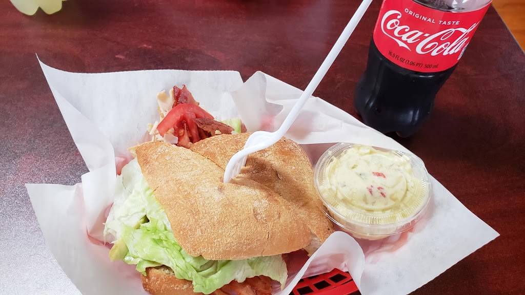 Dunedin Bagels & Deli | bakery | 716 Main St, Dunedin, FL 34698, USA | 7277341829 OR +1 727-734-1829