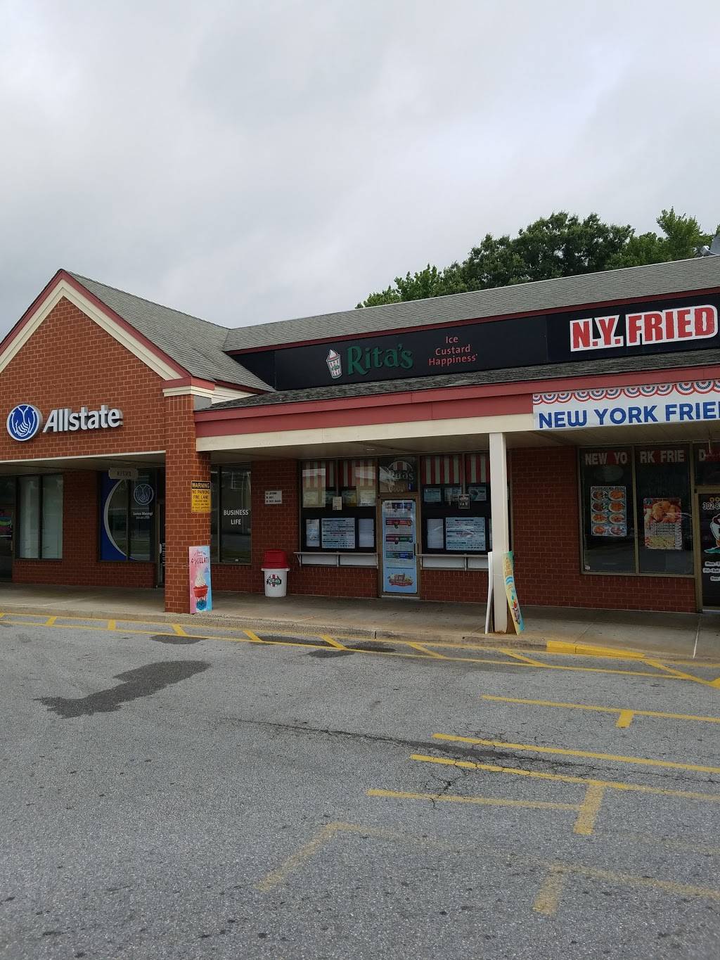 Ritas Italian Ice & Frozen Custard | restaurant | Salem Center, Bear, DE 19701, USA | 3028343390 OR +1 302-834-3390