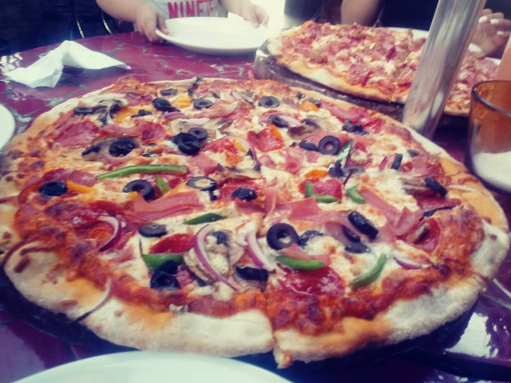 Rustic House | restaurant | Ensenada - Rosarito 3002, Hermenegildo Cuenca Diaz, 22710 Rosarito, B.C., Mexico | 016611206708 OR +52 661 120 6708