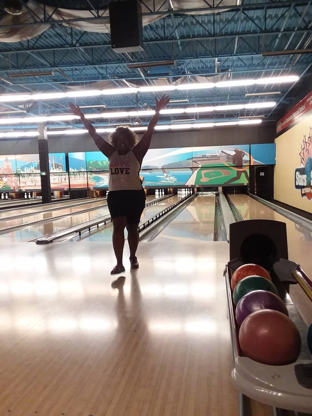 Stars and Strikes Family Entertainment Center | restaurant | 1741 Mountain Industrial Blvd, Stone Mountain, GA 30083, USA | 6789655707 OR +1 678-965-5707