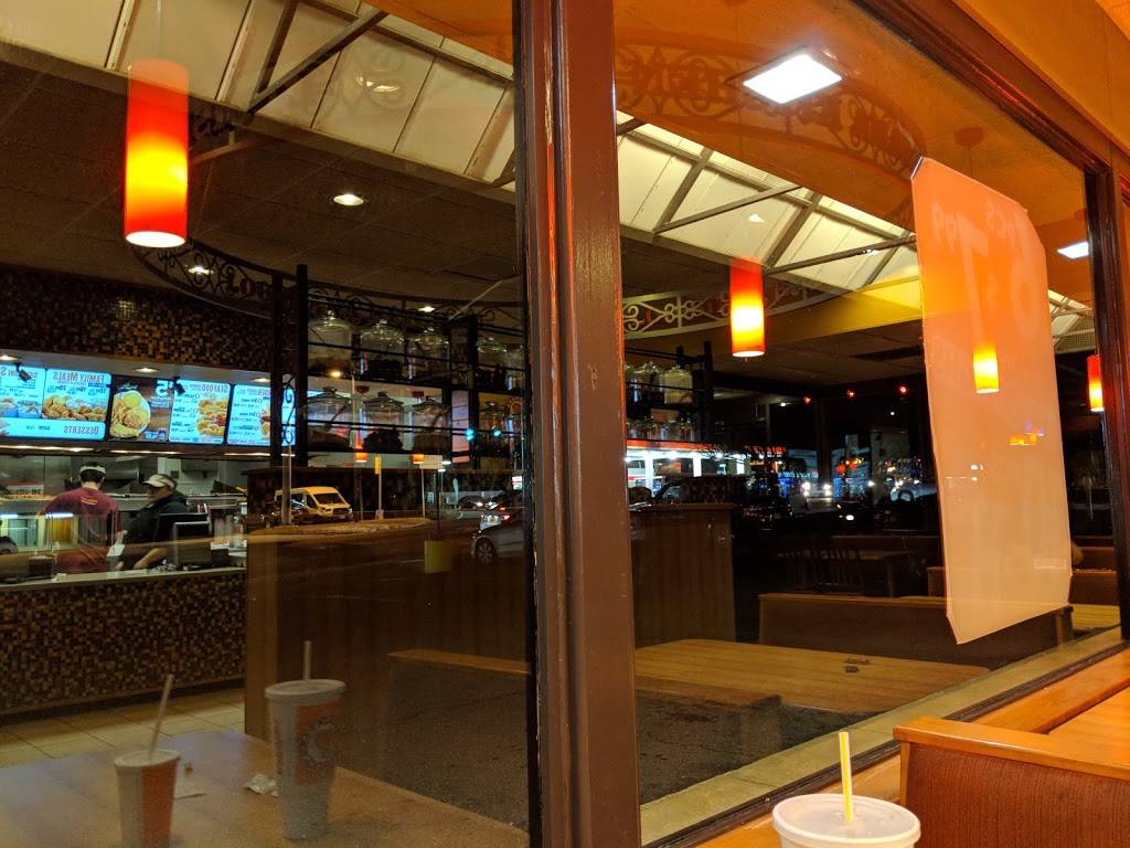 Popeyes Louisiana Kitchen | restaurant | 14400 Jefferson Davis Hwy, Woodbridge, VA 22191, USA | 7034915807 OR +1 703-491-5807