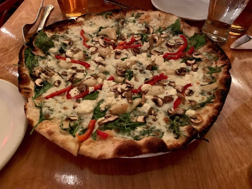 FireWorks Pub & Pizza | restaurant | 1115 SE 3rd St, Corvallis, OR 97333, USA | 5417546958 OR +1 541-754-6958