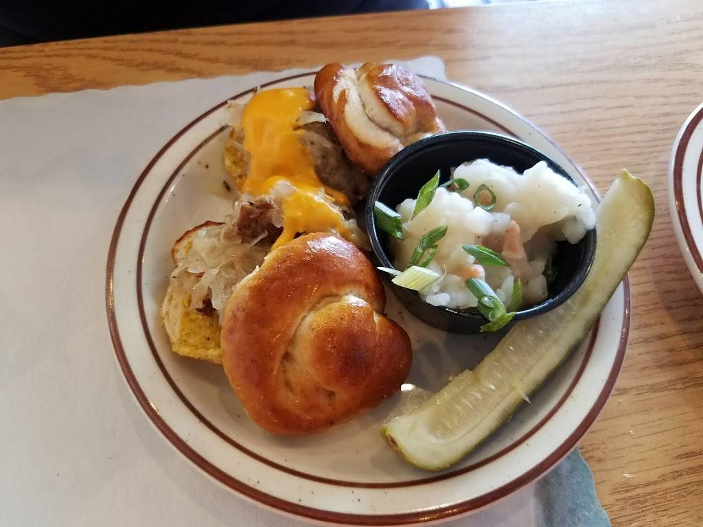 Helgas German Restaurant & Deli | restaurant | 14197 E Exposition Ave, Aurora, CO 80012, USA | 3033445488 OR +1 303-344-5488